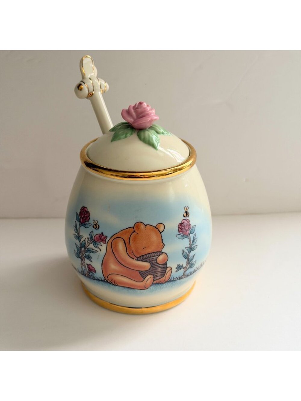 NWOB Lenox Disney Classic Pooh Honey Pot Fine China Rose Lid Bee Dipper Retired